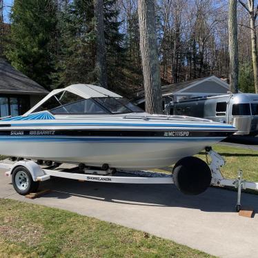 1989 Sylvan 18ft boat