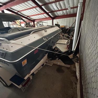 1988 Glastron 20ft boat