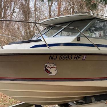 1985 Bayliner 2160