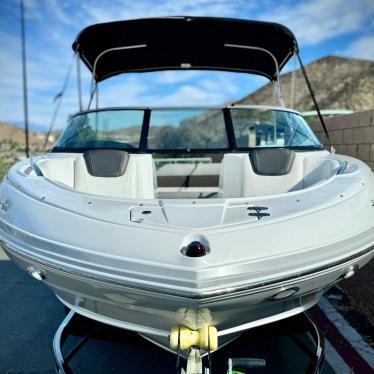 2018 Rinker 21qx br