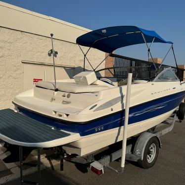 2006 Bayliner 212