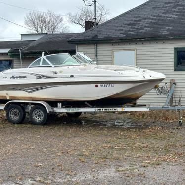 2005 Hurricane 19ft boat