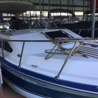 1989 Chaparral 27ft boat