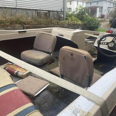 1979 Glastron 15ft boat