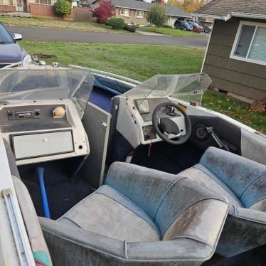 1988 Bayliner 15ft boat