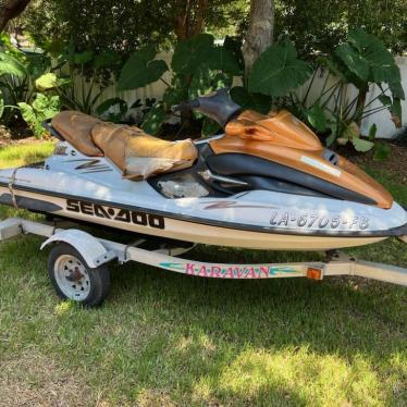 Sea Doo 10' Jet Boat Inboard & Has Trailer 2000
