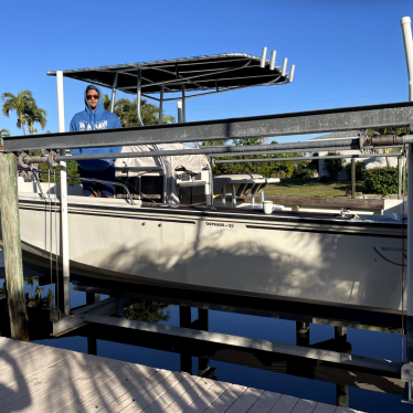 1982 Boston Whaler boston whaler outrage