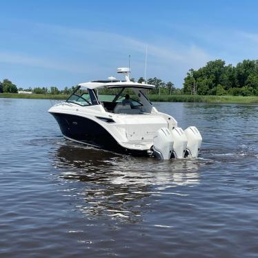 2020 Sea Ray sundancer 320 ob