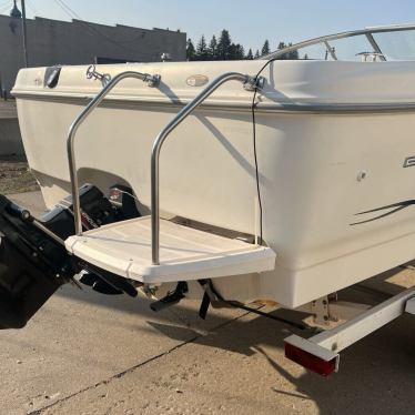 2001 Bayliner 2150