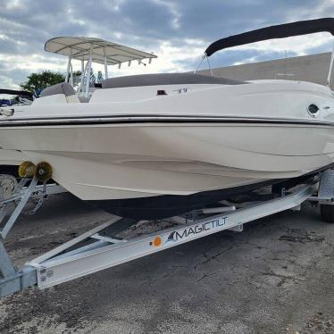 2018 Bayliner 210 db