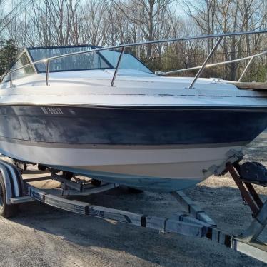 1989 Regal 19ft boat