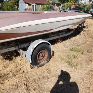 1984 Glastron 22ft boat