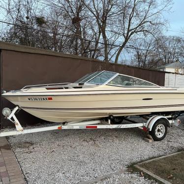 1987 Sea Ray 19ft boat