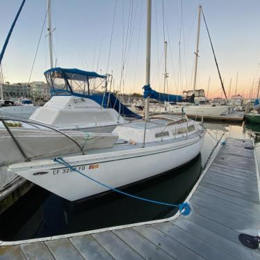 Catalina 27' Cruiser Boat Outboard 1973