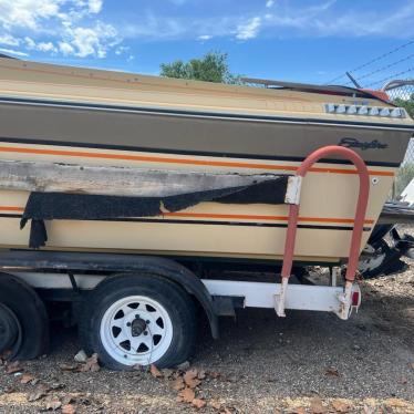 1979 Starcraft 20ft boat