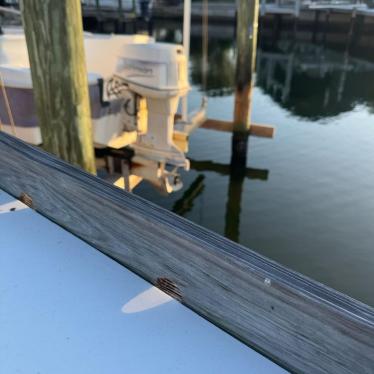 1997 Glastron 18ft ski and fish boat