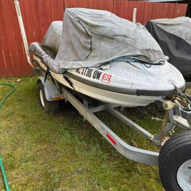 Yamaha 1200 9' Jet Boat W/ Bill Of Sale And Trailer 1998