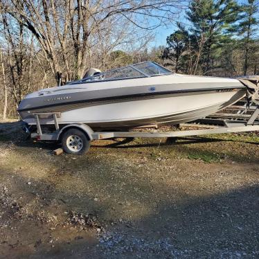 Crownline 19' Runabout Boat W/ Bill Of Sale And Trailer 2000
