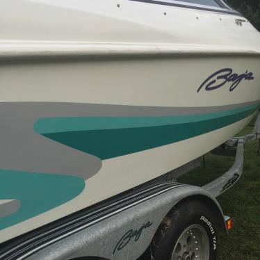 1997 Baja 232 islander