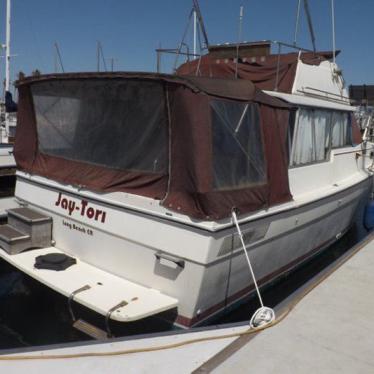 Bayliner 3270 1982 for sale for $500 - Boats-from-USA.com