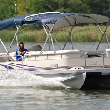 2003 Bennington 2280 lx