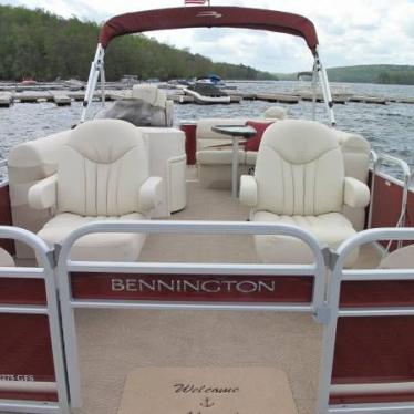 2012 Bennington 2274 gfs