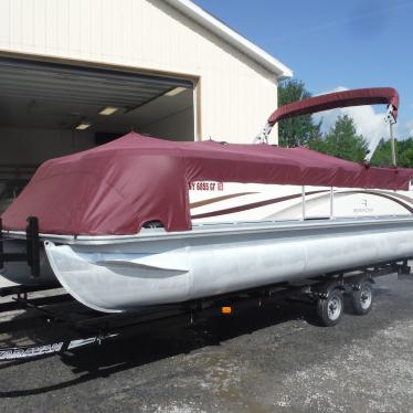 2004 Bennington pontoon