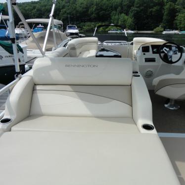 2013 Bennington sslx22