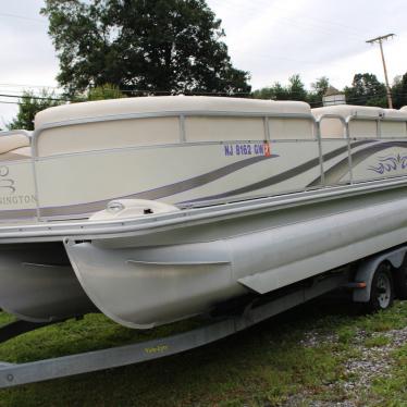 2005 Bennington tritoon 2275