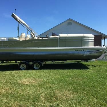 2015 Bennington 2375 gcw