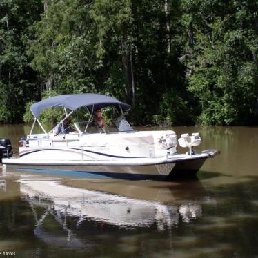 2003 Bennington custom catamaran 26