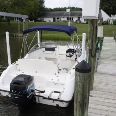 2005 Boston Whaler 180 ventura