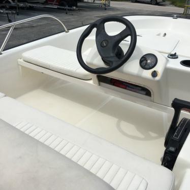 2005 Boston Whaler 130 sport