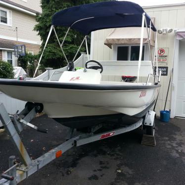 2001 Boston Whaler