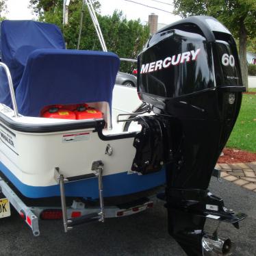 2009 Boston Whaler