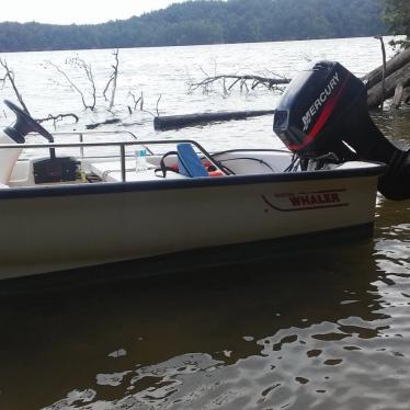 2001 Boston Whaler