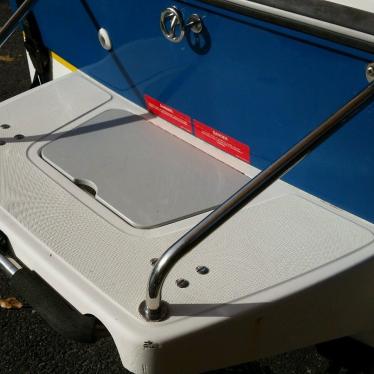 1994 Boston Whaler rage 14