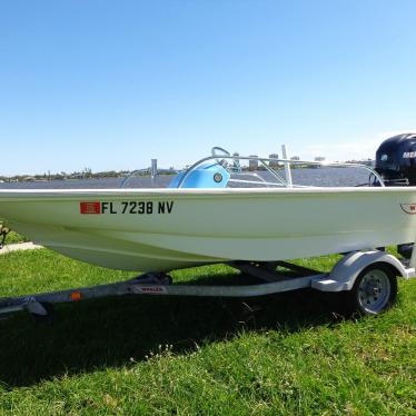 2008 Boston Whaler 130 sport