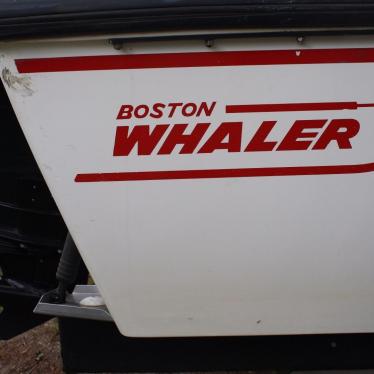 1999 Boston Whaler guardian