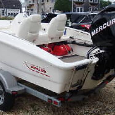 2012 Boston Whaler 150 sport