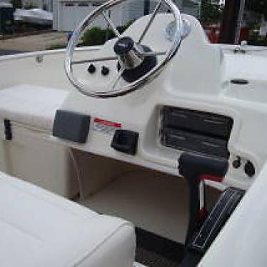 2012 Boston Whaler 150 sport