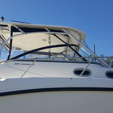 2007 Boston Whaler 305 conquest