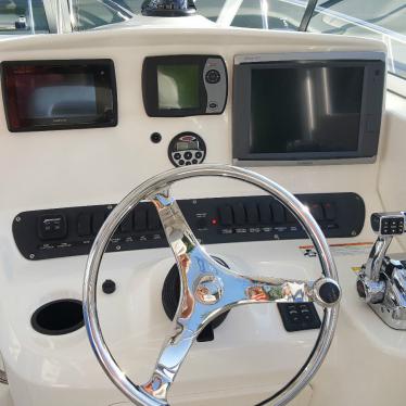 2007 Boston Whaler 305 conquest