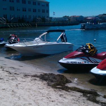 2010 Boston Whaler 150 super sport