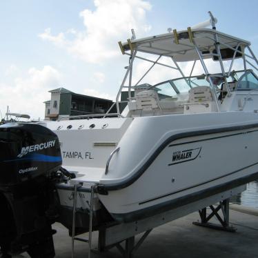 2002 Boston Whaler conquest 295 cd