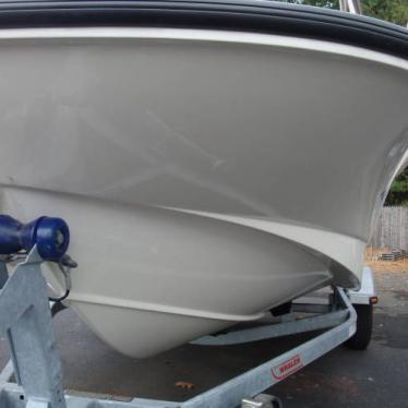 2011 Boston Whaler 150 montauk