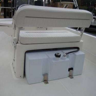 2011 Boston Whaler 150 montauk