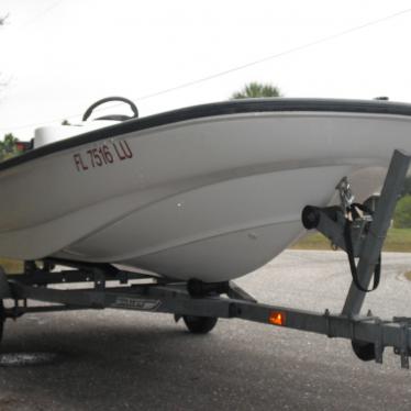 2002 Boston Whaler 130 sport