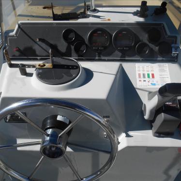 1988 Boston Whaler guardian 18