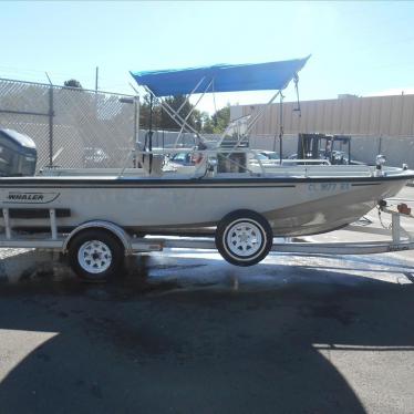 1988 Boston Whaler guardian 18